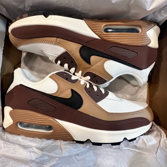 2021 Nike Air Max “Driftwood” - Picture 6 of 6
